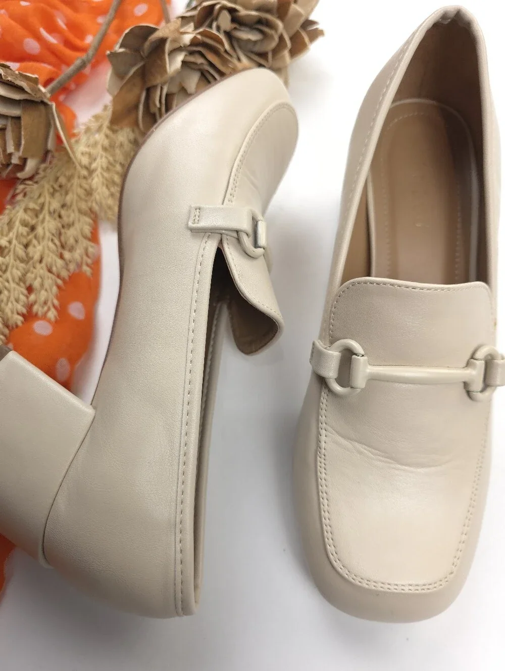Cream Women's Leather Block Heel Loafers - Classic Chic 6½
